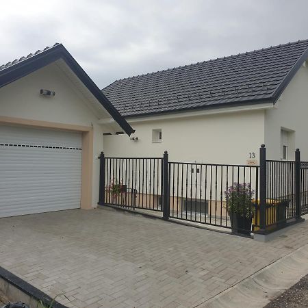 Apartmani Kruna เวิร์ดนิค ภายนอก รูปภาพ
