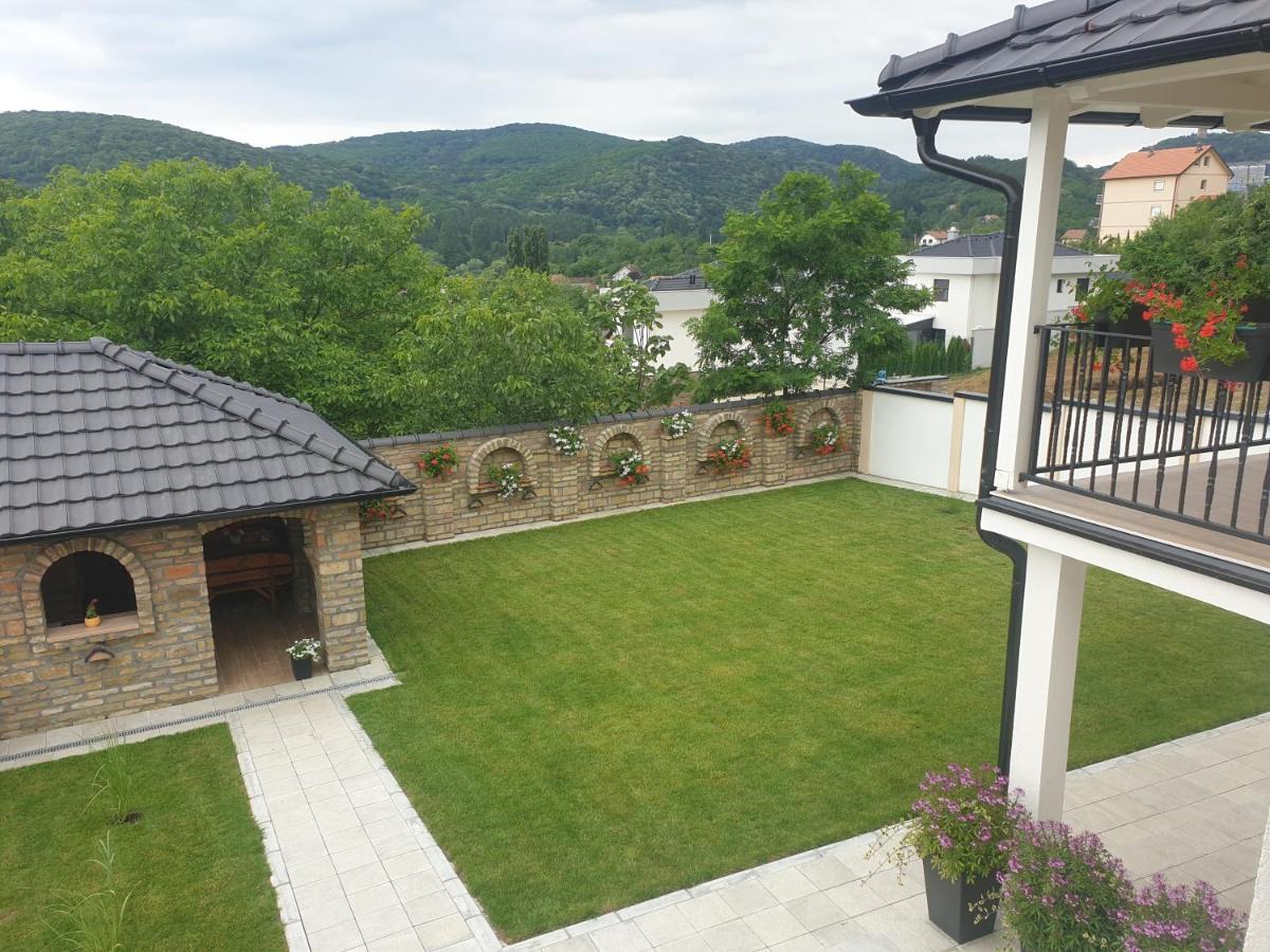 Apartmani Kruna เวิร์ดนิค ภายนอก รูปภาพ